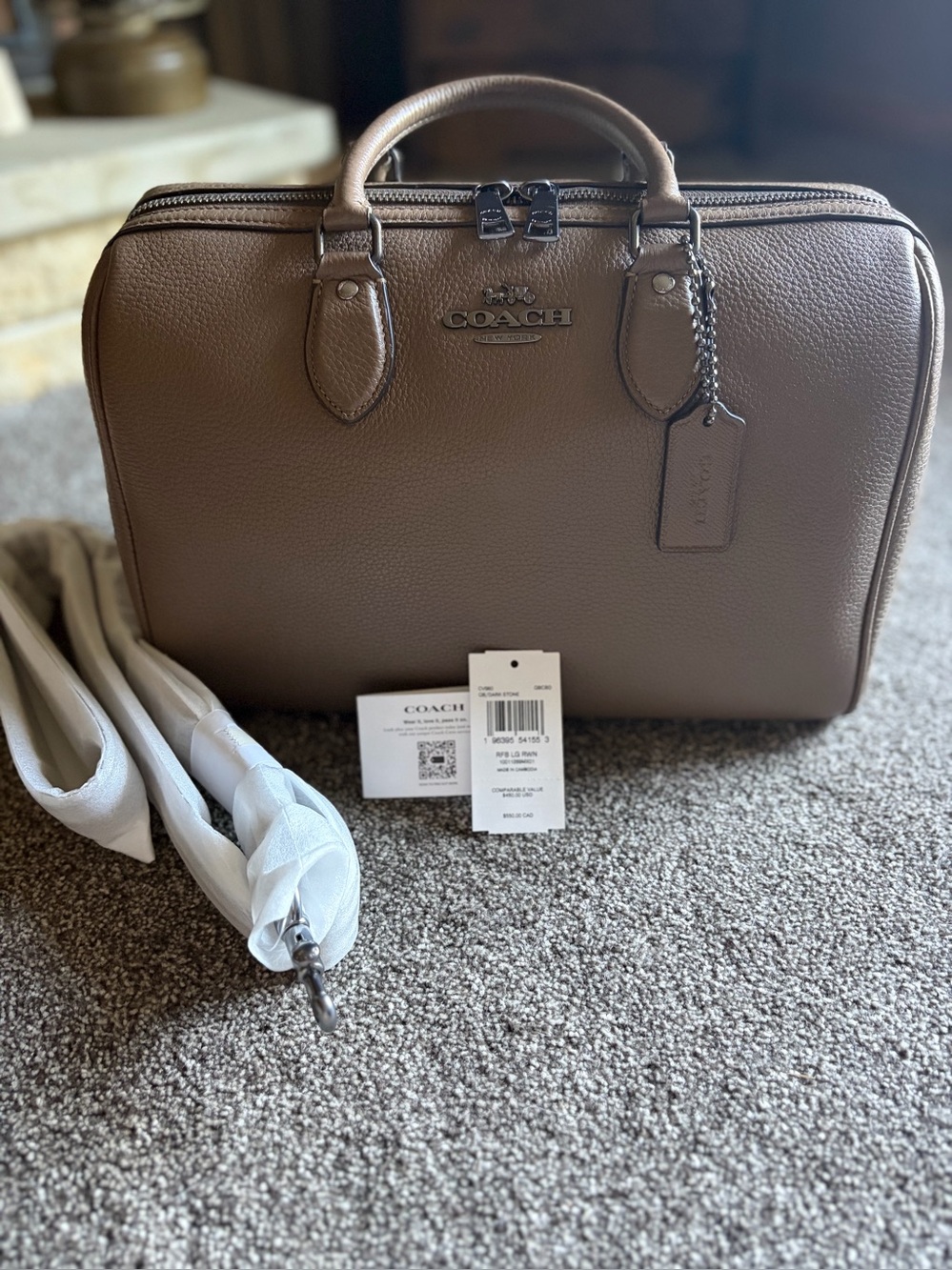 CV960 Large Coach Rowan Satchel in Dark Stone w/ Gunmetal Hardware.